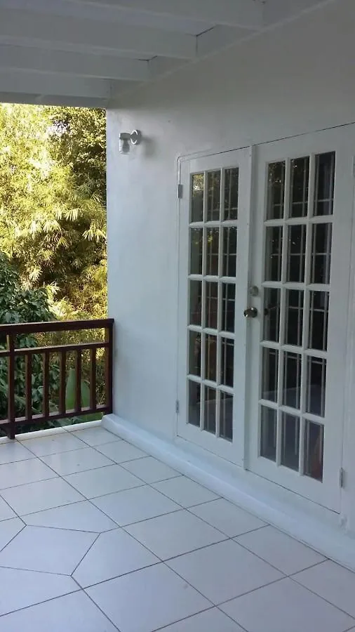 Δωμάτια σε οικογενειακή κατοικία Lynn'S Place Διαμέρισμα Κάστρις Αγία Λουκία